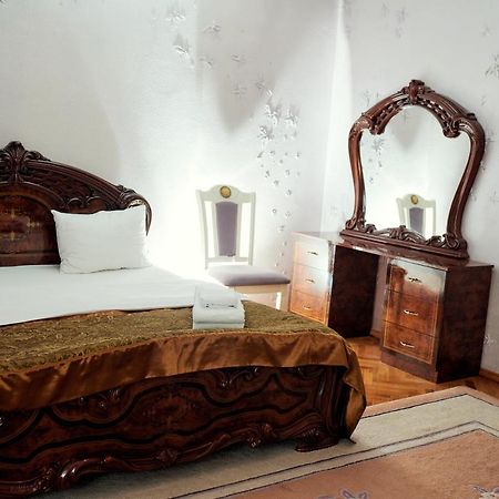 Hotel Ezio Codru Zewnętrze zdjęcie