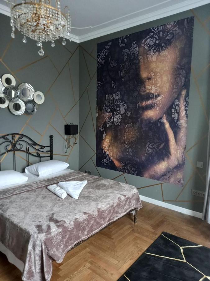 Hotel Ezio Codru Zewnętrze zdjęcie