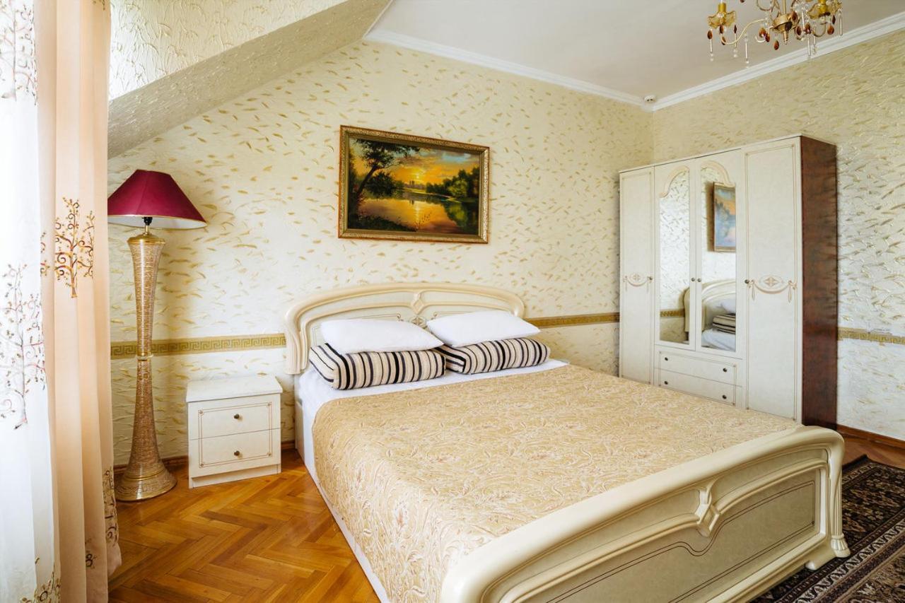 Hotel Ezio Codru Zewnętrze zdjęcie